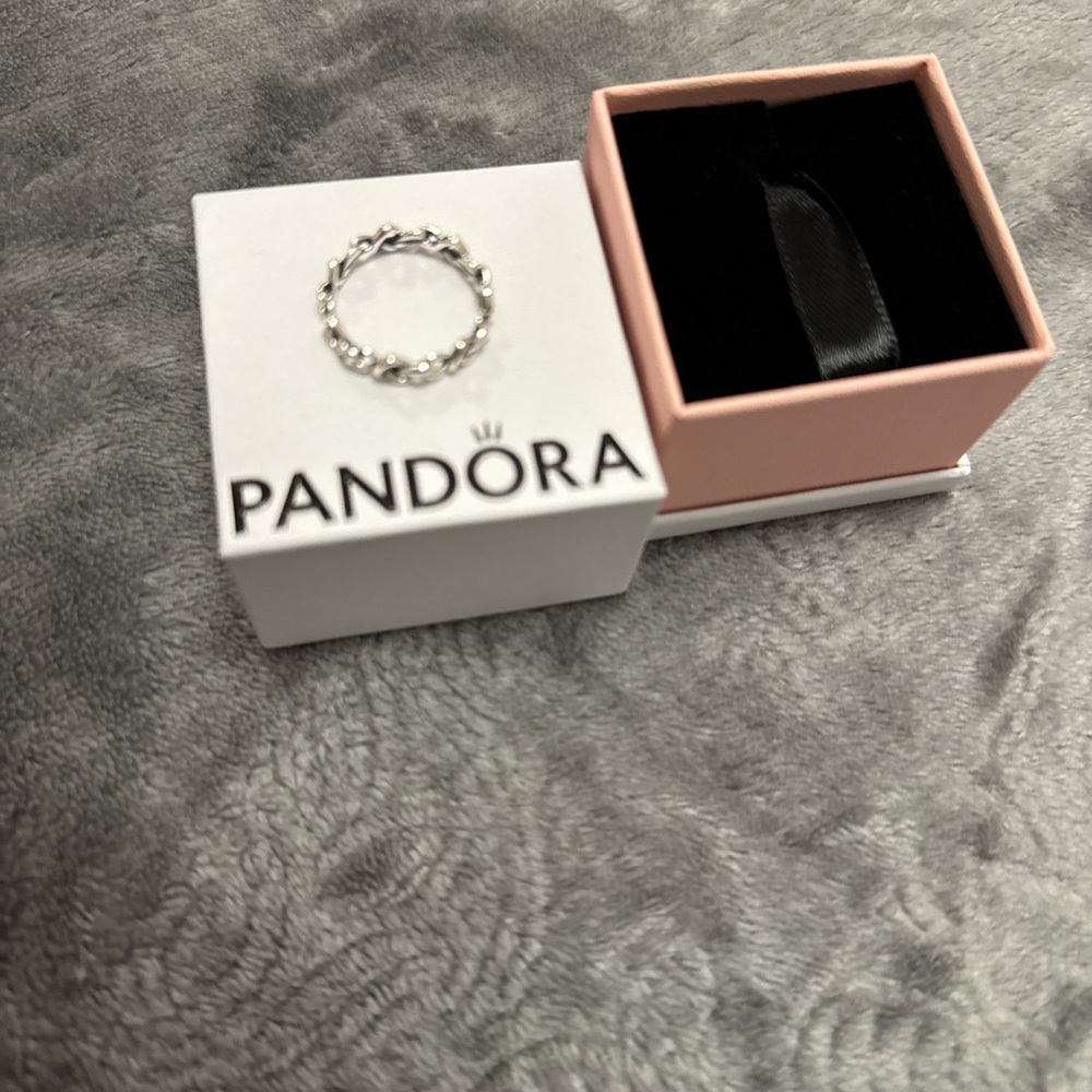 Comes with box - Picture 2 of 2